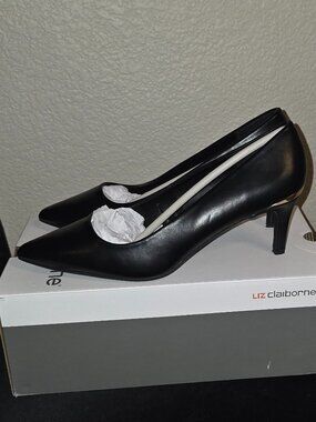 Liz Claiborne Flex Form Gracie Pointed Toe Black Pumps - Size 10 M
